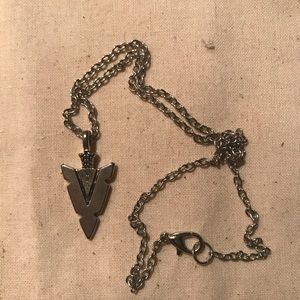 Arrowhead necklace